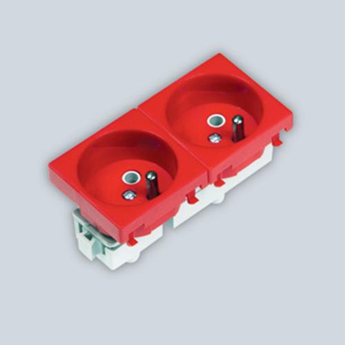 45X45mm 3 lü Sebeke UPS Priz (45 Derece)